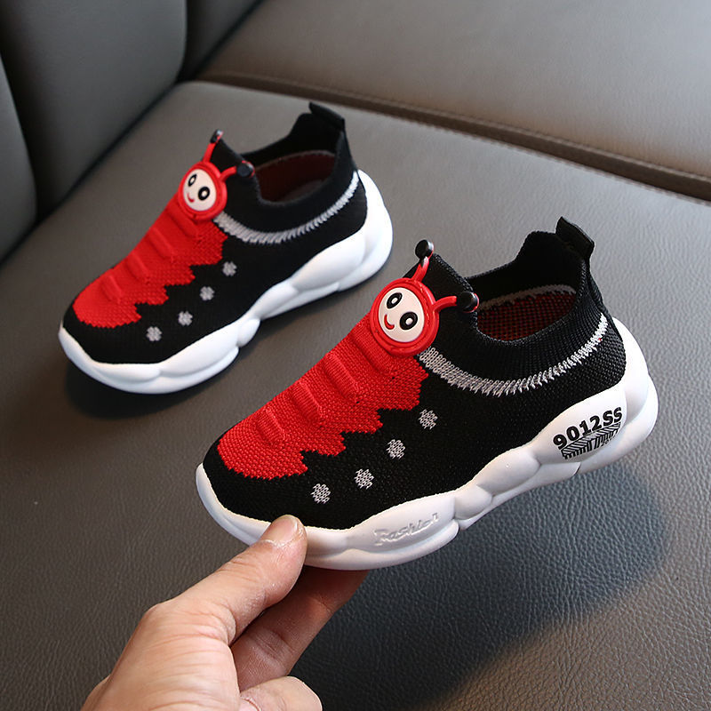 Baby mesh sneakers slip-on closure