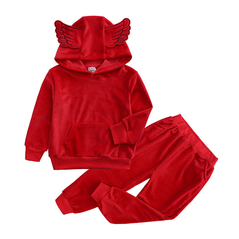 Baby winter outfit for boys & girls with a hood and matching pants.