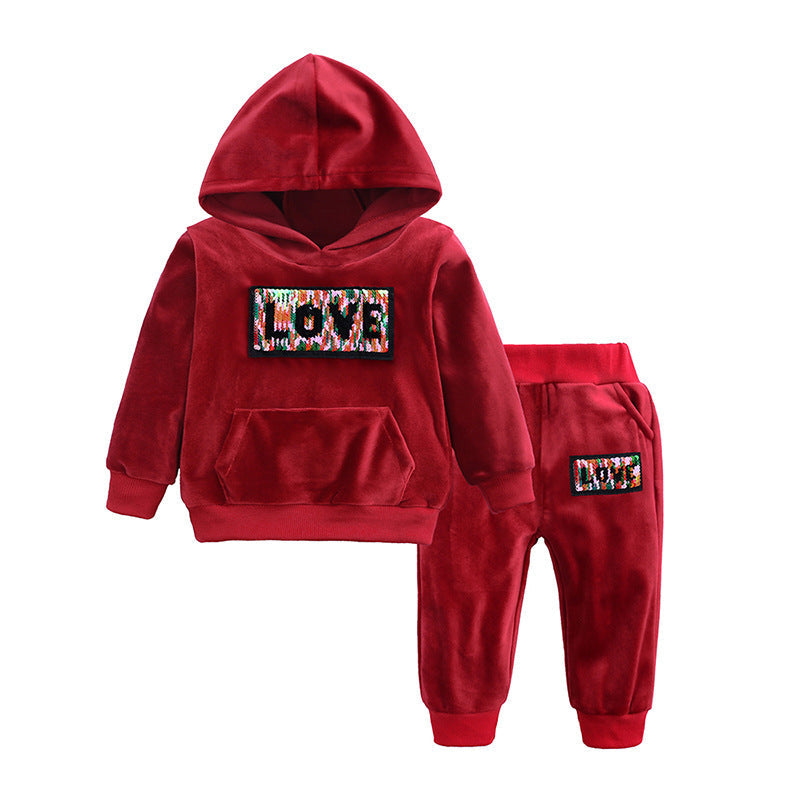 Baby winter outfit for boys & girls with a hood and matching pants.