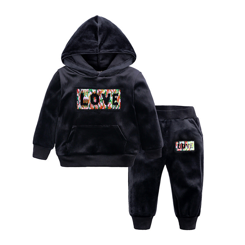 Baby winter outfit for boys & girls with a hood and matching pants.